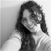 Studentessa di magistrale in lingue impartisce lezioni personalizzate di lingua e letteratura francese per tutti i livelli e età